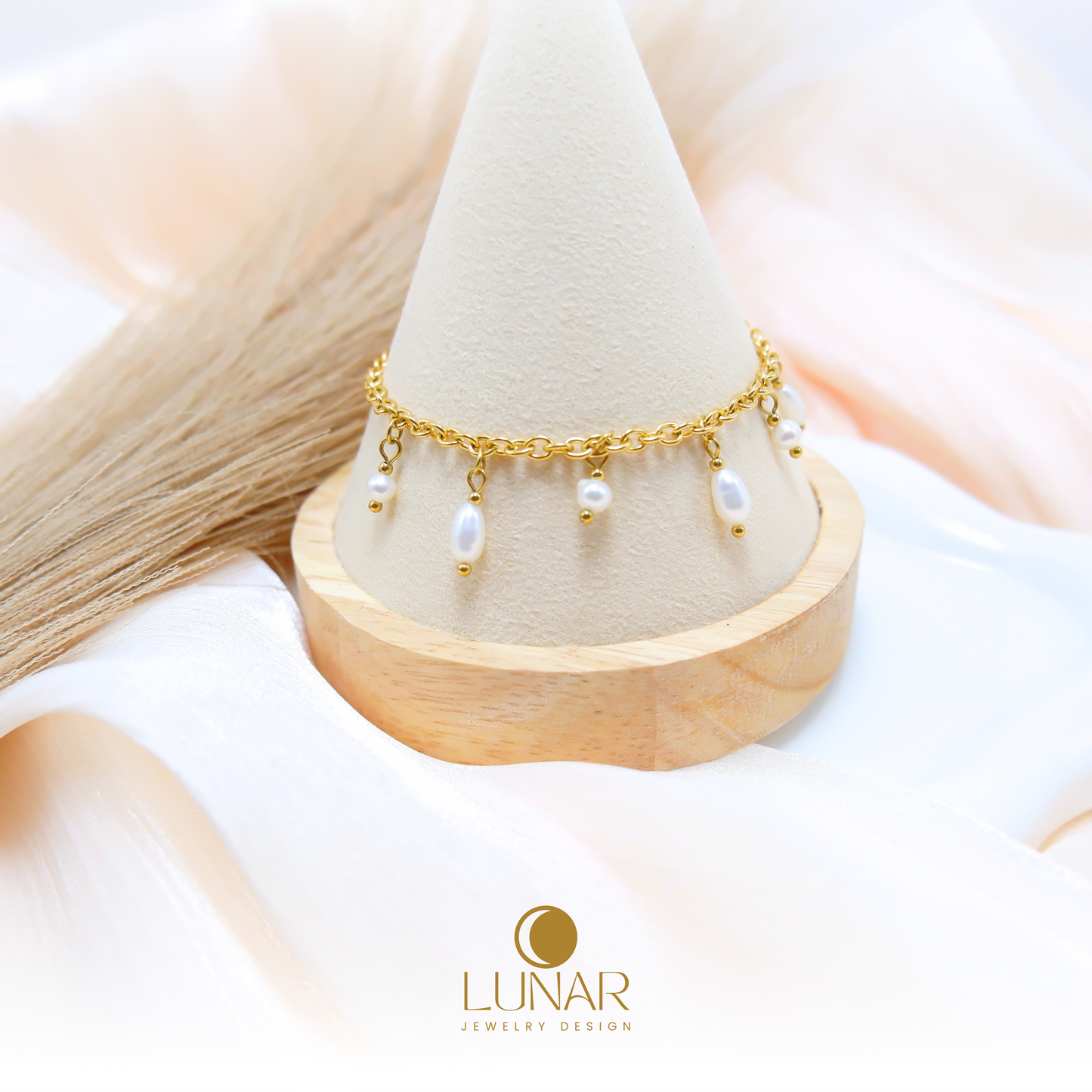 Lunar Pearl Radiance Bracelet