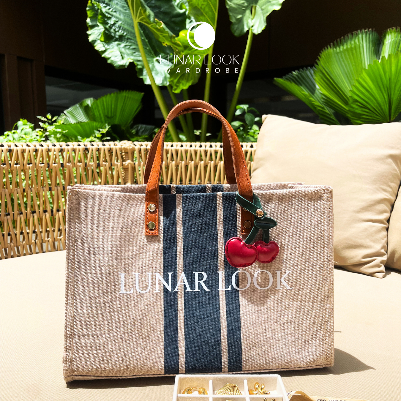 LunarLook Wardrobe Classic Striped Tote Bag